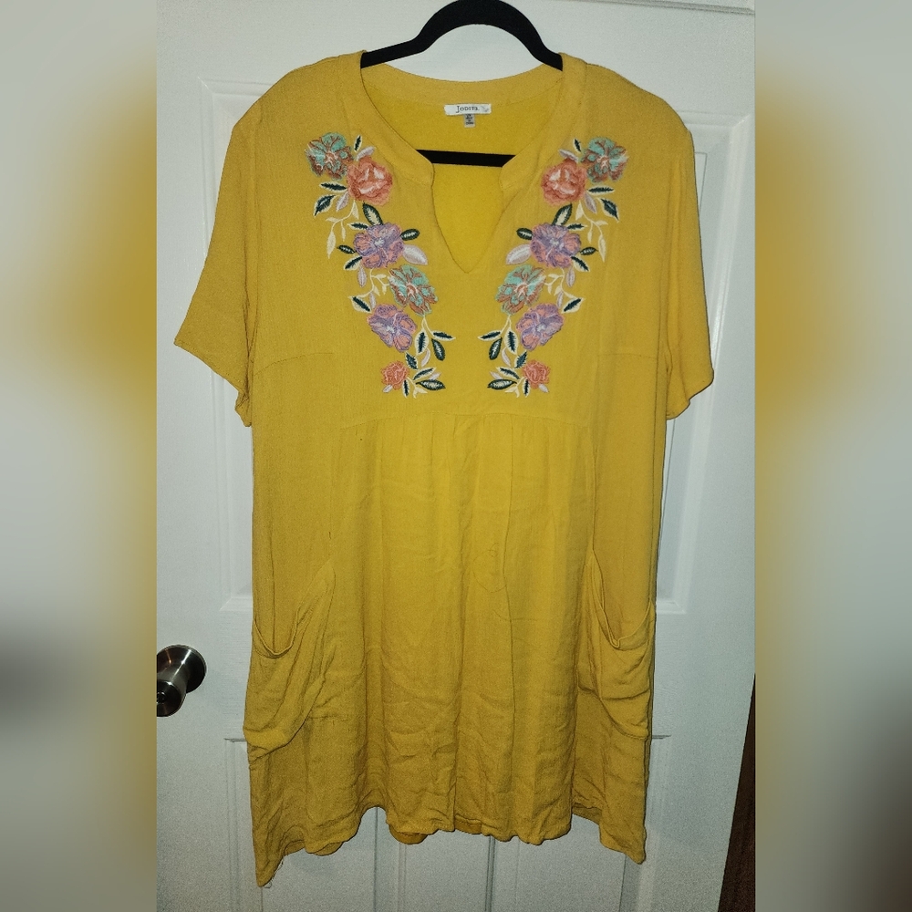 JODIFL Yellow Floral Embroidered Dress